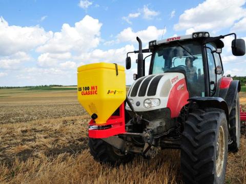APV ES 100 M aprómagvető és mikrogranulátumszóró adapter
