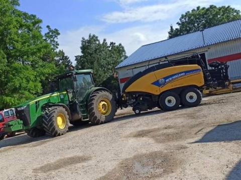 Kör és kocka bálázás Kör és kocka bálázás