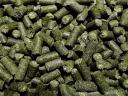 BIOKONTROLL ökológiai LUCERNA pellet nagy mennyiségben,  fehérje: 28,70 g/100 g,  1000 tonna