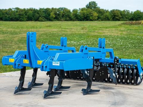 Grubber (2 m), bedobó tárcsával és ékgyűrűvel. Videóval