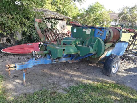 TÖKROPP 1800 Tökkombájn TÖKROPP 1800 Tökkombájn