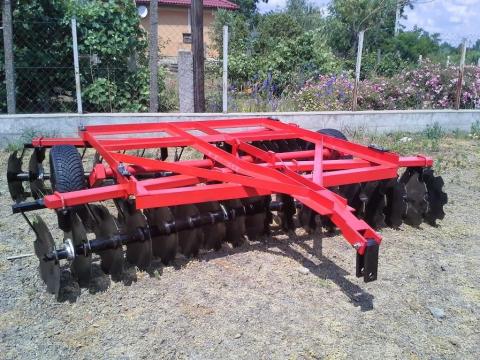 Új AgroGreen félig függesztett xt tárcsák kedvező áron,  házhoz szállítással Új AgroGreen félig függesztett xt tárcsák kedvező áron,  házhoz szállítással