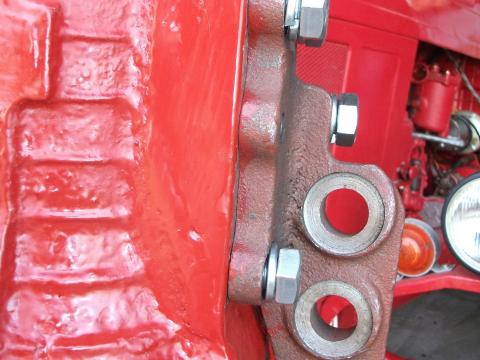 Hagyományos MTZ-82-s első híd orbitkormányozhatóvá átalakítása