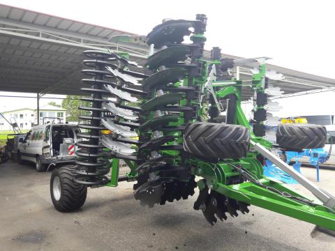Tolmet MEGATRON 450 félig függesztett rövidtárcsa,  (készletről azonnal) Tolmet MEGATRON 450 félig függesztett rövidtárcsa,  (készletről azonnal)
