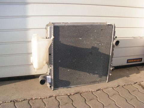 John Deere vízhűtő AL181230,  AL207768 és AL209034 John Deere vízhűtő AL181230,  AL207768 és AL209034