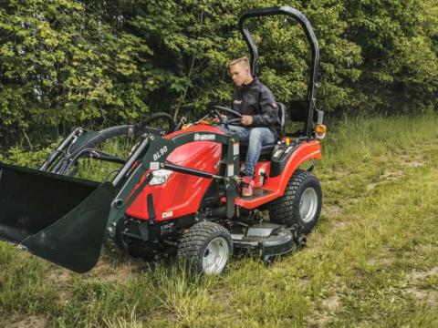 Branson 1905 fűnyírótraktor IGJ Branson 1905 fűnyírótraktor IGJ