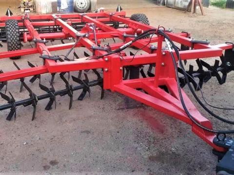 Új AgroGreen-2, 8 m és 3,2 m vontatott ásóborona állítható húzórésszel kedvező áron Új AgroGreen-2, 8 m és 3,2 m vontatott ásóborona állítható húzórésszel kedvező áron