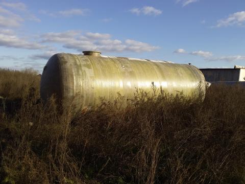 50m3 üvegszálas, leásható, fekvő, nitrosol, szenyvíz 50m3 üvegszálas, leásható, fekvő, nitrosol, szenyvíz