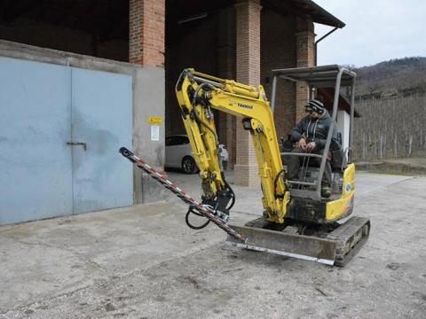 Hidraulikus sövényvágó – UEMME HT és HTX 150–200 cm munkaszélesség Hidraulikus sövényvágó – UEMME HT és HTX 150–200 cm munkaszélesség