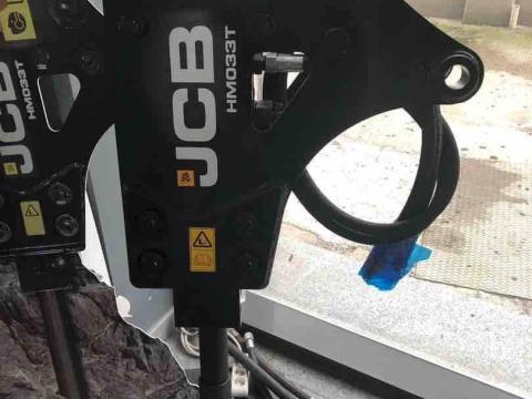 JCB 3CX, 4CX gyári, új hidraulikus bontókalapács, törőfej JCB 3CX, 4CX gyári, új hidraulikus bontókalapács, törőfej