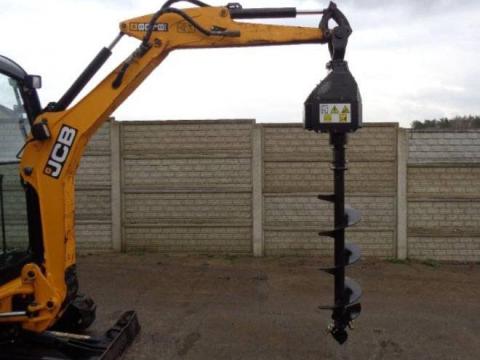 Minikotróra szerelhető hidraulikus talajfúró,  lyukfúró,  földfúró Minikotróra szerelhető hidraulikus talajfúró,  lyukfúró,  földfúró