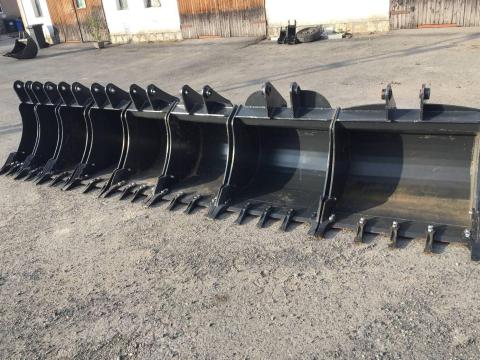 JCB 3CX, 4CX, CAT, Volvo, Komatsu, New Holland - Új mélyásó kanál 50 cm JCB 3CX, 4CX, CAT, Volvo, Komatsu, New Holland - Új mélyásó kanál 50 cm