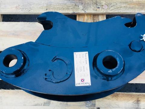 Komatsu WB 93/97 új gyorscsatlakozó kanál gyorscserélő