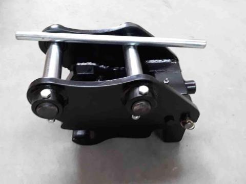 CAT Caterpillar 302.4 - 303.5 Minikotró gyorscsatlakozó gyorsgyorsító