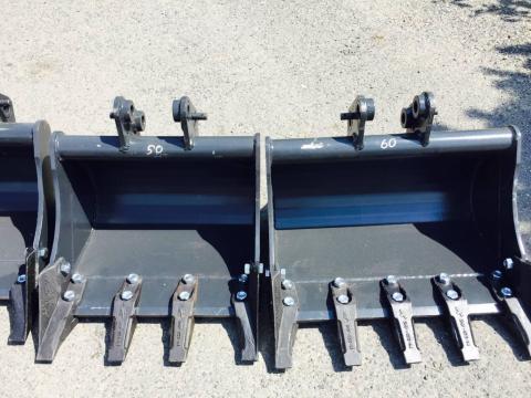 Caterpillar 301.4 - 301.8 Jcb 8014 - 8018 Minikotró 1, 4-2t Kanál 18cm