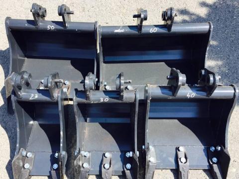 Caterpillar 301.4 - 301.8 Jcb 8014 - 8018 Minikotró kanál.1,  4-2t. 30cm