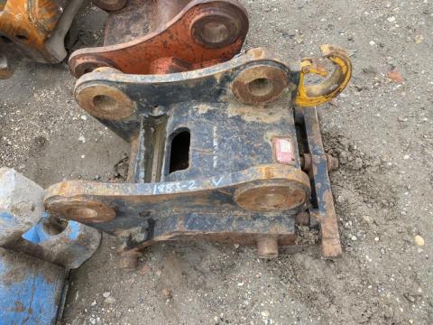 Caterpillar CW40 hidraulikus gyorscserélő Caterpillar CW40 hidraulikus gyorscserélő