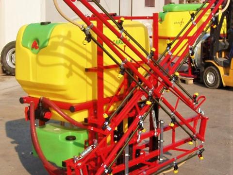 G-JET 600 l függesztett szántóföldi permetező 12 m és 15 m kerettel G-JET 600 l függesztett szántóföldi permetező 12 m és 15 m kerettel