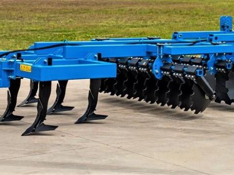 LTK-Vontatott 2,4 m(6 késes)grúber+rövidtárcsa ékgyűrűs hengerrel AKCIÓBAN LTK-Vontatott 2,4 m(6 késes)grúber+rövidtárcsa ékgyűrűs hengerrel AKCIÓBAN