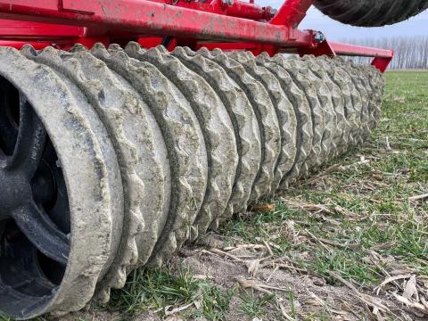 Quivogne Rollfirst Cambridge henger 8,2 m munkaszélességgel