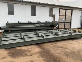 Új csarnokváz - 10 m széles,  12 m hosszú,  4,5 m eresz