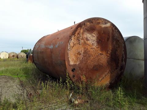 40-50m3 tartályok tűzivíznek, olaj sosem volt bennük 40-50m3 tartályok tűzivíznek, olaj sosem volt bennük