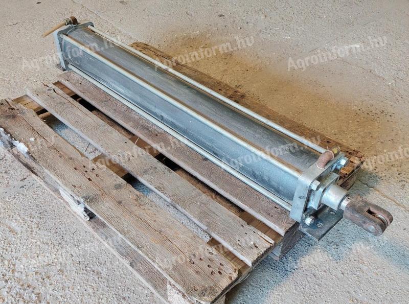 Pneumatikus munkahenger löketh.1100 átm:150mm léghenger pc150r /869f