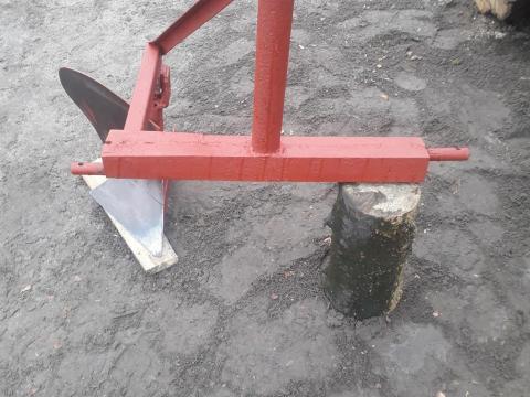 Eke kistraktor után Eke kistraktor után