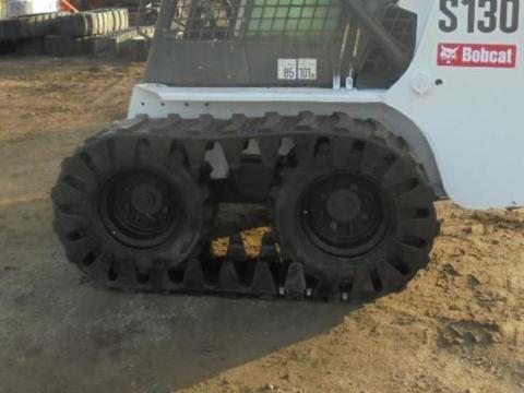 Gumiheveder bobcat homlokrakodóra Gumiheveder bobcat homlokrakodóra