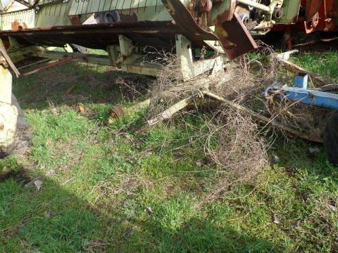 Fortschritt asztalszállító kocsi Fortschritt asztalszállító kocsi