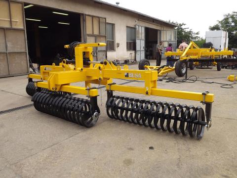 BUSA SH spirálhengeres talajlezáró munkagép