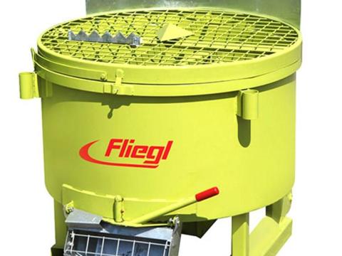 Fliegl FAVORITE 600-as típusú betonkeverő Fliegl FAVORITE 600-as típusú betonkeverő