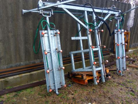 Függőleges permetező keret 2 soros + 2 félsoros Függőleges permetező keret 2 soros + 2 félsoros