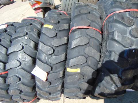 10.00-20 16PR ALLIANCE 839 rakodógép gumiabroncs tömlővel és védőszalaggal együtt eladó 10.00-20 16PR ALLIANCE 839 rakodógép gumiabroncs tömlővel és védőszalaggal együtt eladó