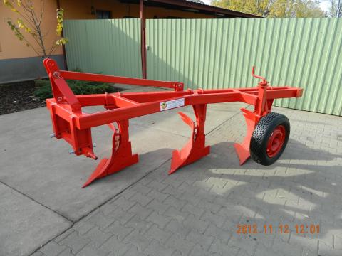 CSÓLYOS-UNIVERZÁL KM3 háromfejű ágyeke CSÓLYOS-UNIVERZÁL KM3 háromfejű ágyeke