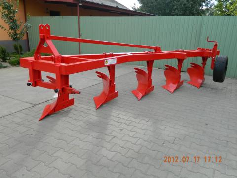 CSÓLYOS-UNIVERZÁL KM5 ötfejes ágyeke CSÓLYOS-UNIVERZÁL KM5 ötfejes ágyeke