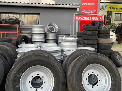 Eladó használt 385/65R22,5 méretű gumik HW6011 és 8011 pótkocsikhoz kamion kerekek Eladó használt 385/65R22,5 méretű gumik HW6011 és 8011 pótkocsikhoz kamion kerekek