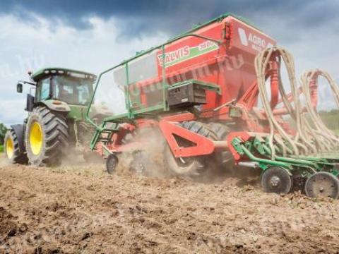 AGRO-MASZ SALVIS T 3000 Direkt vetőgép AGRO-MASZ SALVIS T 3000 Direkt vetőgép