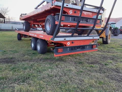 Metal Fach T009 bálaszállító pótkocsik állattartó pályázatra is Metal Fach T009 bálaszállító pótkocsik állattartó pályázatra is
