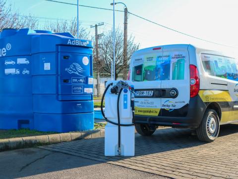 AdBlue kocsi,  mobiltartály 100 liter Kingspan TrolleyMaster AdBlue kocsi,  mobiltartály 100 liter Kingspan TrolleyMaster