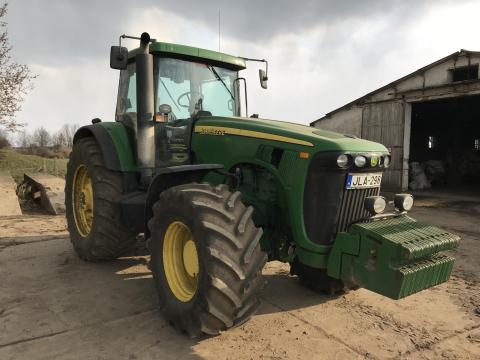 John Deere 8320 traktor John Deere 8320 traktor
