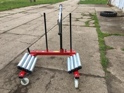 Kerékszerelő kocsi,  keréktargonca Kerékszerelő kocsi,  keréktargonca