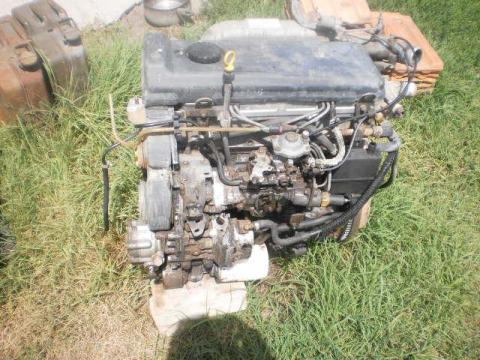 Renault Master 2.8 Dti váltó és motor tartozékok,  felnik,  kaszni és kaszni elem Renault Master 2.8 Dti váltó és motor tartozékok,  felnik,  kaszni és kaszni elem