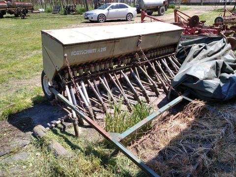 Saxonia vetőgép Saxonia vetőgép