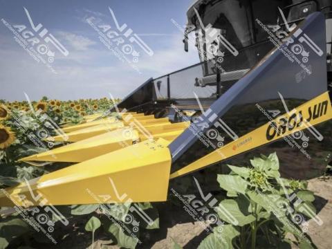 ÚJ 2025-ös OROS SUN napraforgó-betakarító adapterek ÚJ 2025-ös OROS SUN napraforgó-betakarító adapterek