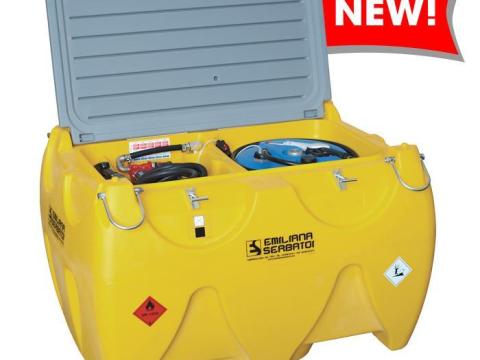 ÚJDONSÁG! Carrytank 900+100 literes gázolaj- és AdBlue szállítótartály - Két folyadék, egy tartály – hatékony üzemanyag- és AdBlue ellátás bárhol ÚJDONSÁG! Carrytank 900+100 literes gázolaj- és AdBlue szállítótartály - Két folyadék, egy tartály – hatékony üzemanyag- és AdBlue ellátás bárhol