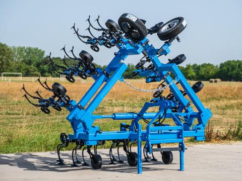 Kultivátor,  8 soros,  hidraulikus Kultivátor,  8 soros,  hidraulikus