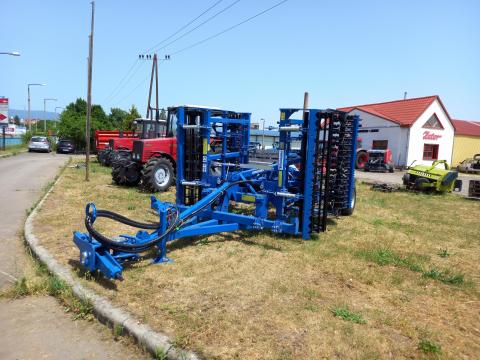 Rolmako U684 4 méteres kompaktor Rolmako U684 4 méteres kompaktor