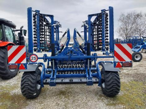 Rolmako U684 SX 5 m kompaktor készletről!