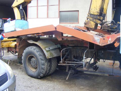 Rámpa,  segédalváz,  nyerges vontató,  tréler,  felépítmény Rámpa,  segédalváz,  nyerges vontató,  tréler,  felépítmény